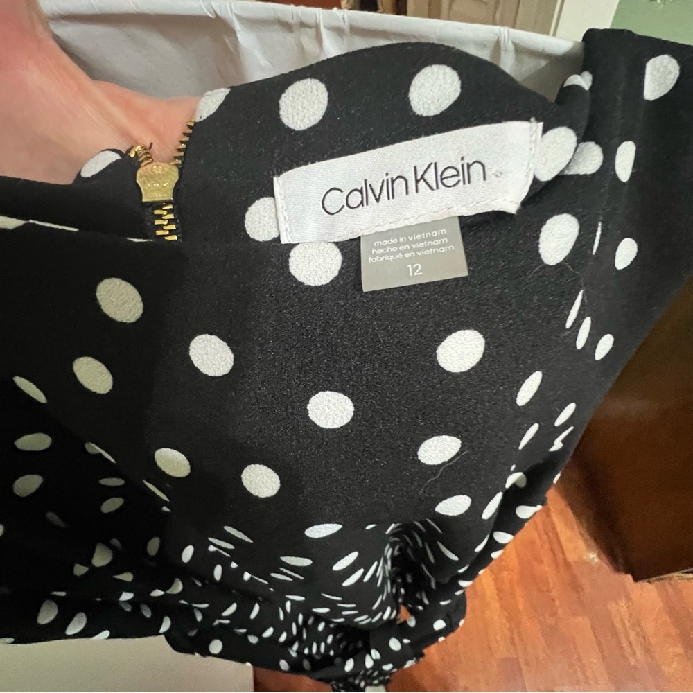 Calvin Klein Black and White Ruffled Tie Front Midi Dress - Picture 3 of 3
